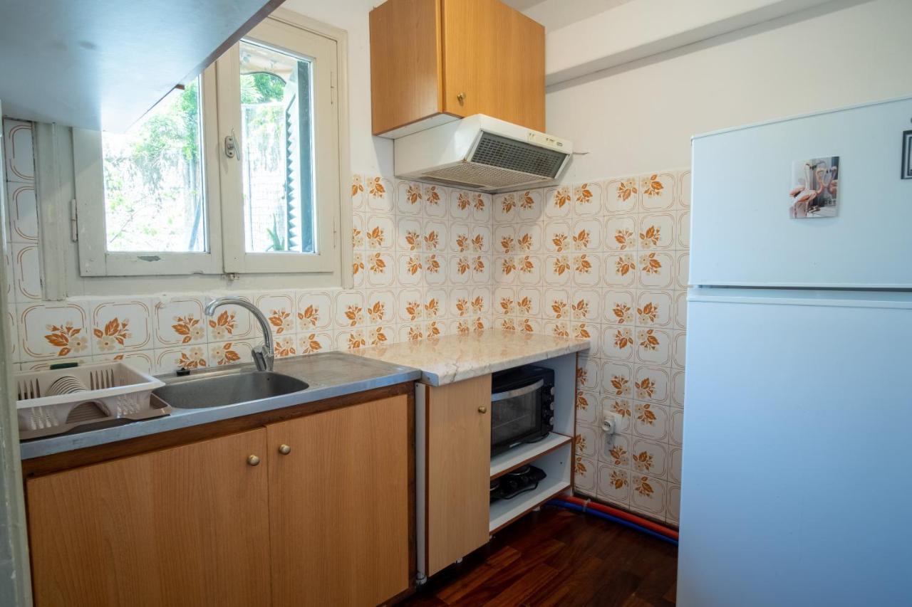 James Room Samos Town Luaran gambar