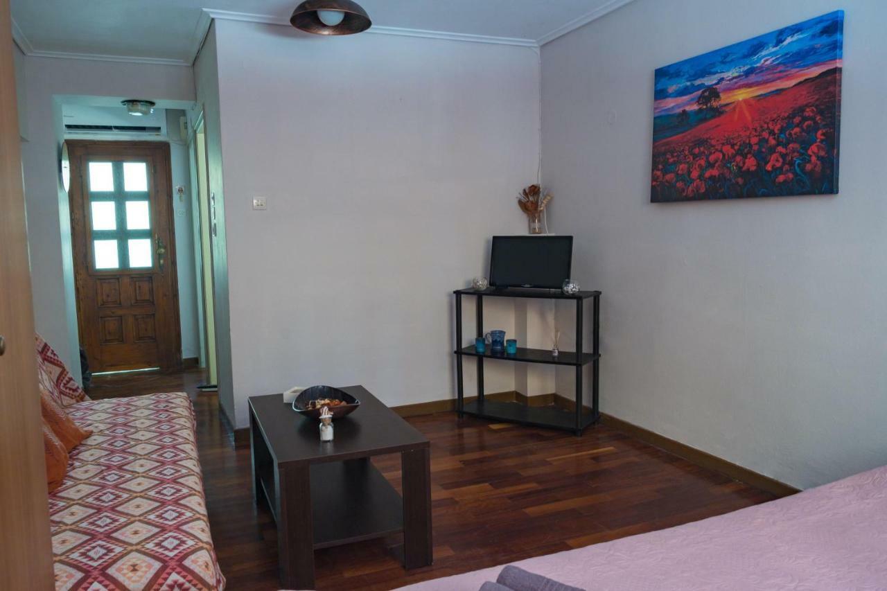 James Room Samos Town Luaran gambar